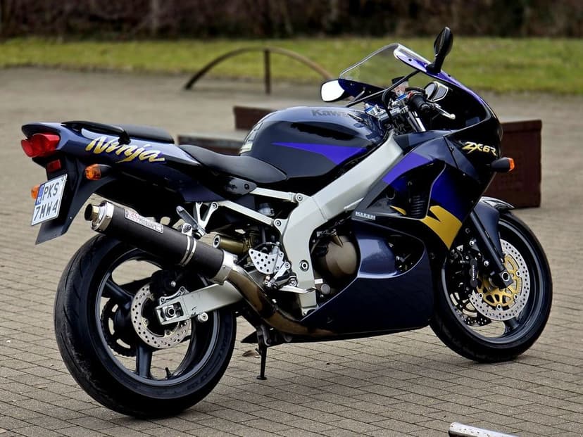 KAWASAKI ZX6R NINJA Yoshimura Carbon Super Stan, Niski Przebieg