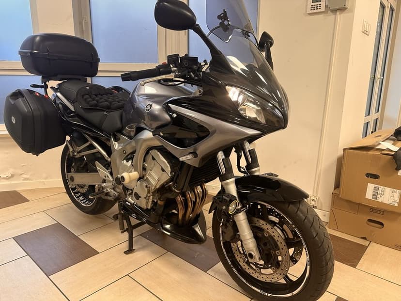 Sprzedam Yamaha FZ600  Serwisowana 48tys km 15900zł
