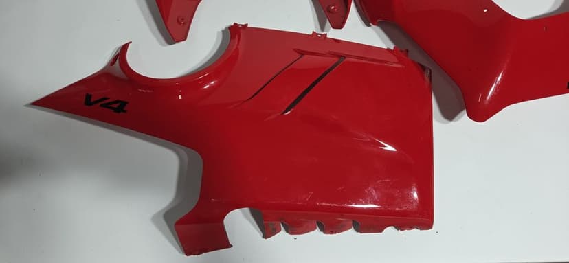 Ducati Panigale V4 18+ owiewki, czasza