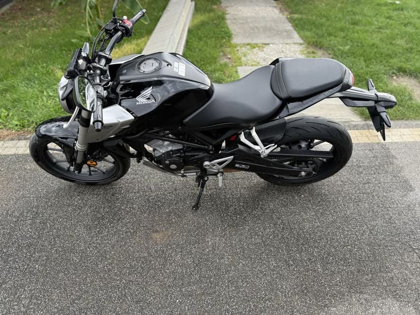 Honda cb125R zadbana