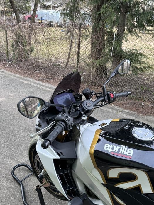 Aprilia Tuono V4 Factory 1100 Cesja Leasing FV23 Akrapovic