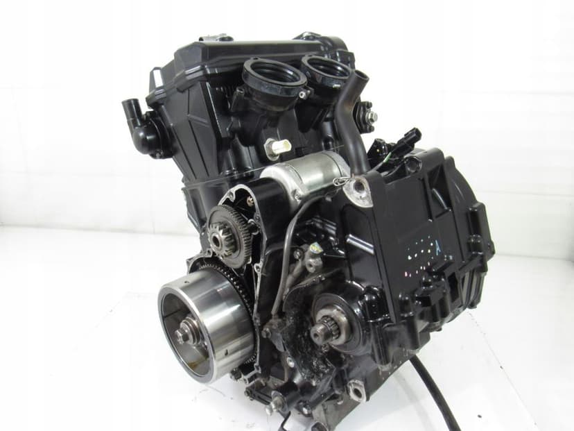 silnik + koło magnesowe kawasaki ninja 650, 18r abs