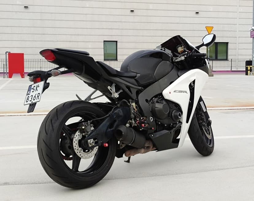 Honda CBR 1000rr sc59