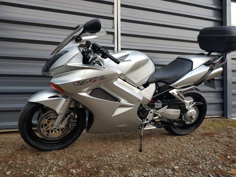 Honda VFR 800 V-Tec 03r RC46 Wtrysk FZS FZ8 GSXF 1250 GSF Bandit CBF