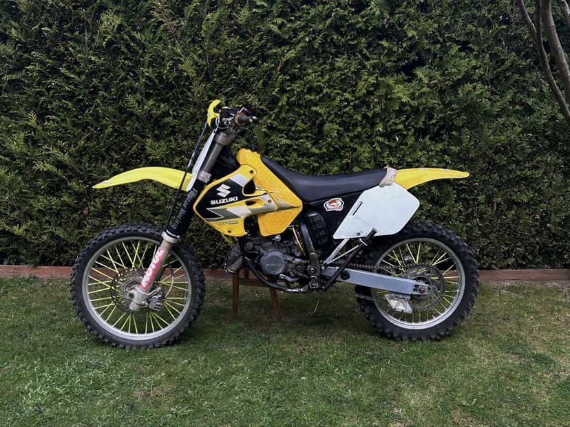 Suzuki RM 125  2T - stan bardzo dobry