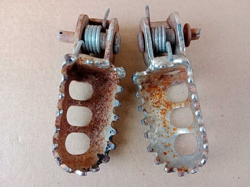 Beta RR 125 Enduro Podnóżki Kierowcy Podnóżek Przód 13-20