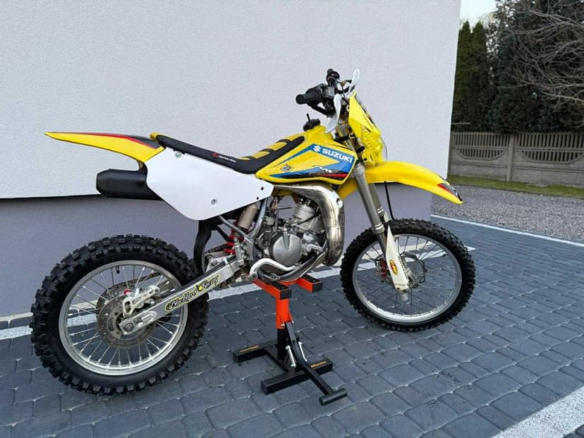 Cross Suzuki RM 85 rok 2014 w bardzo dobrym stanie, Transport.