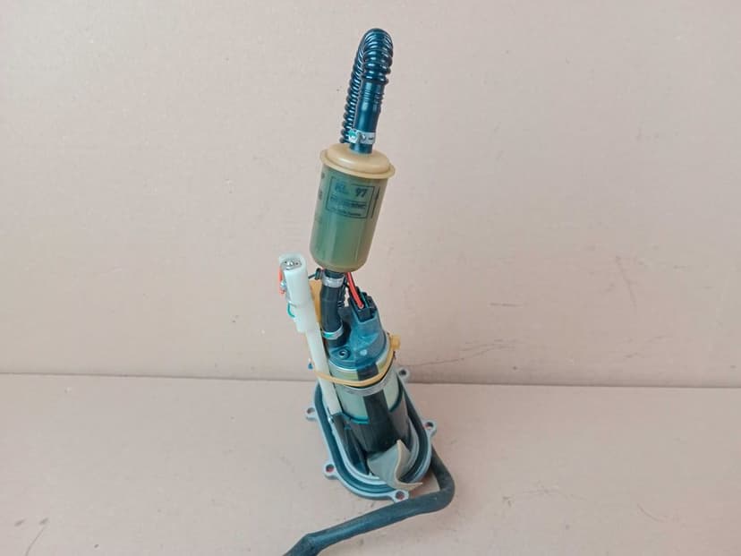 Ducati Monster 696 Pompa Paliwa 08-14