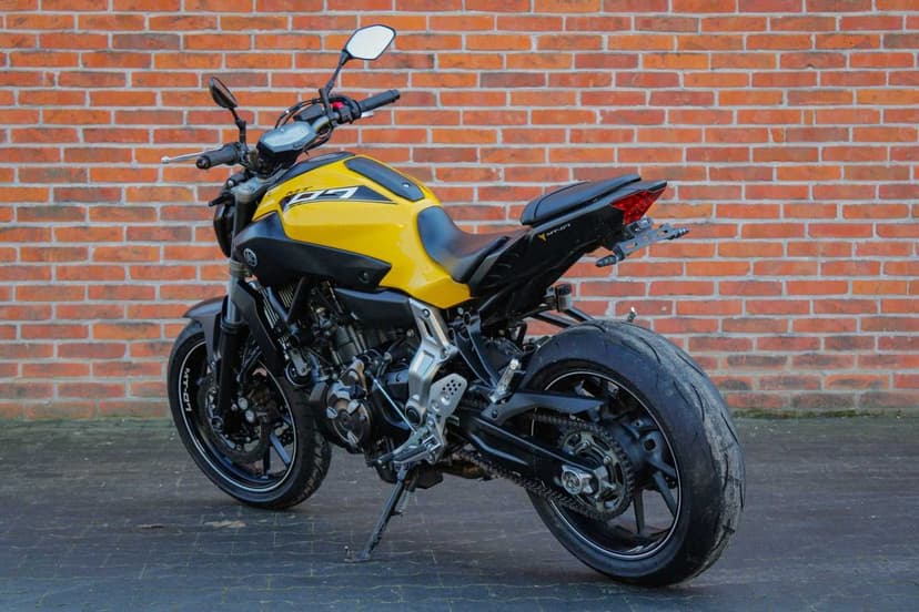 Yamaha MT-07 | 2015r | Bardzo dobry stan | A2 l Przebieg tylko 16700km