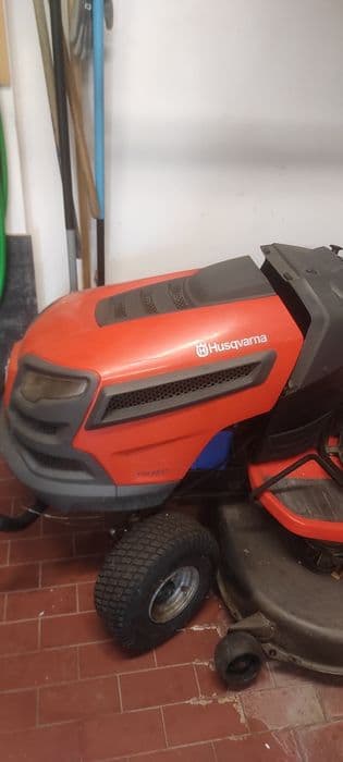 Kosiarka Husqvarna YTH 223