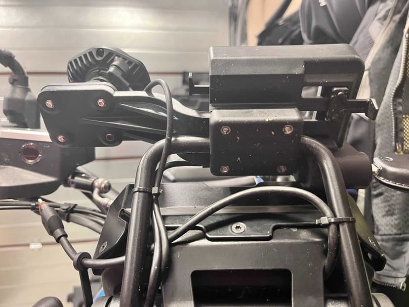 Wspornik do montażu akcesoriów BMW R1300 R1250 R1200 S1000 F900 etc.