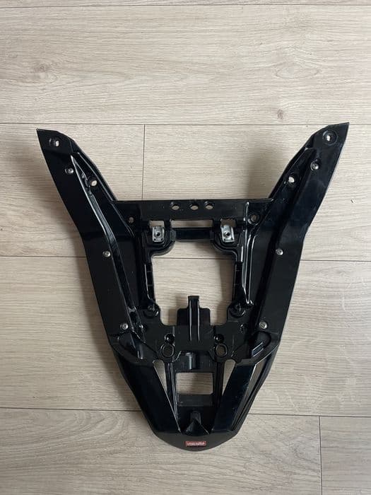Stelaż ogon Aprilia Tuono 1100 V4