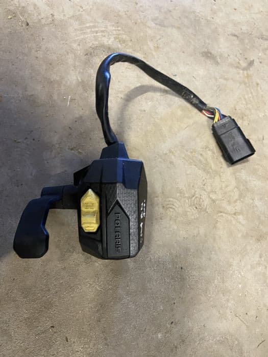 Manetka gazu Polaris scrambler 850 sportsman 1000 polaris 570