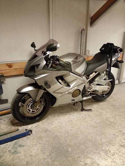 Honda CBR 600 f4