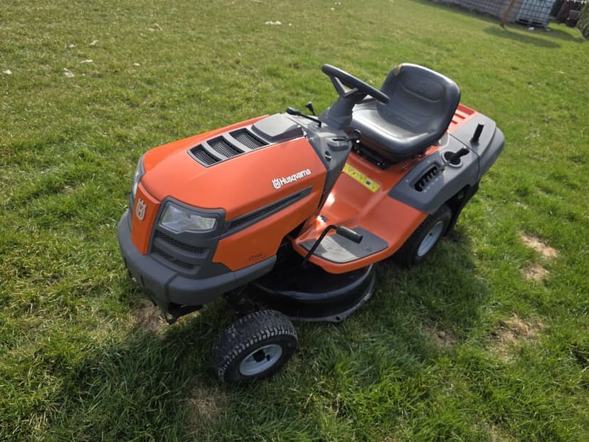 Kosiarka traktorek husqvarna