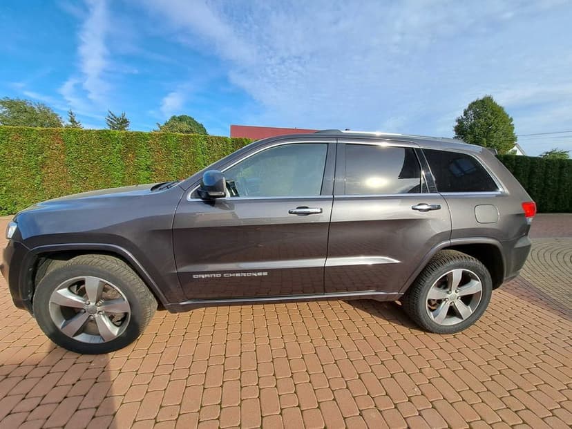 Sprzedam jeep grand cherokee