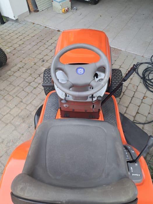 Husqvarna LT 151