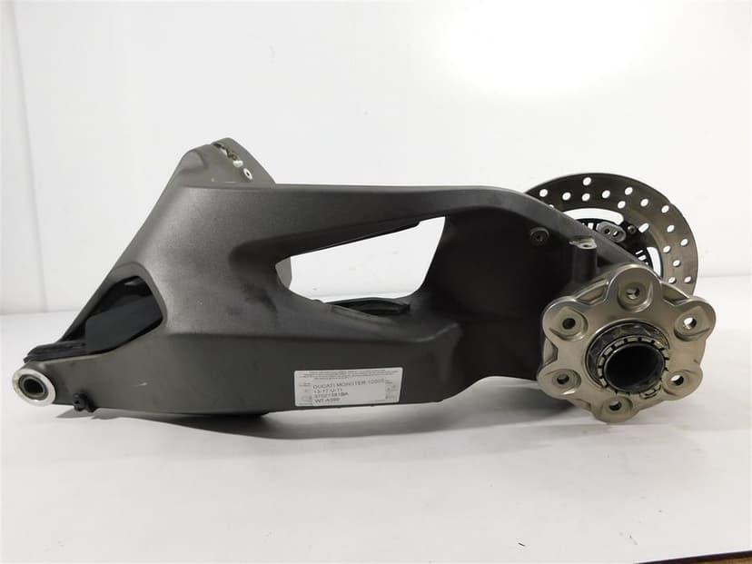 WAHACZ TYŁ ZAWIESZENIE DUCATI MONSTER 1200S 13-17 U-11 37021381BA