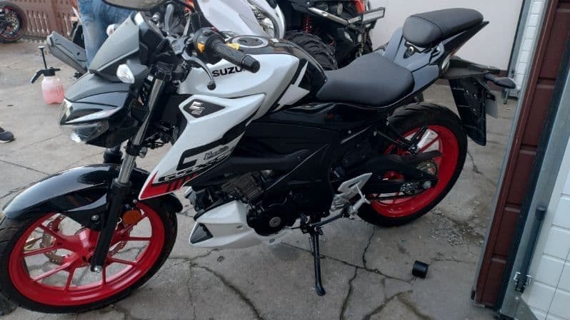 Spszedam motor Suzuki GSXS 125 kategoria B