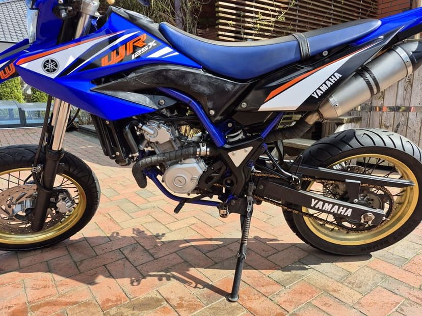 Yamaha WR 125 X supermoto