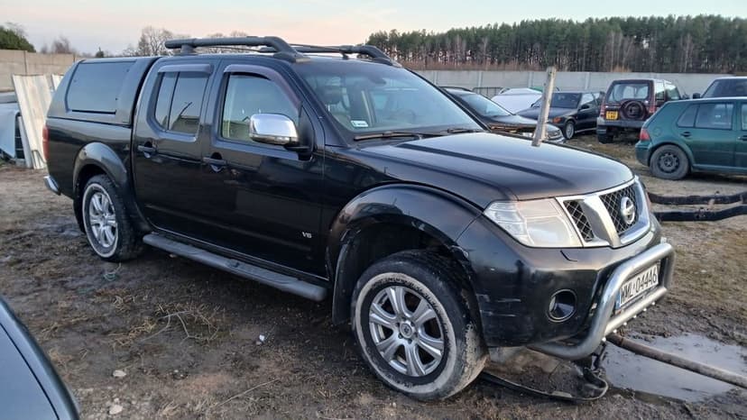 Nissan Navara D40 3.0 V6 uszkodzony silnik panewka