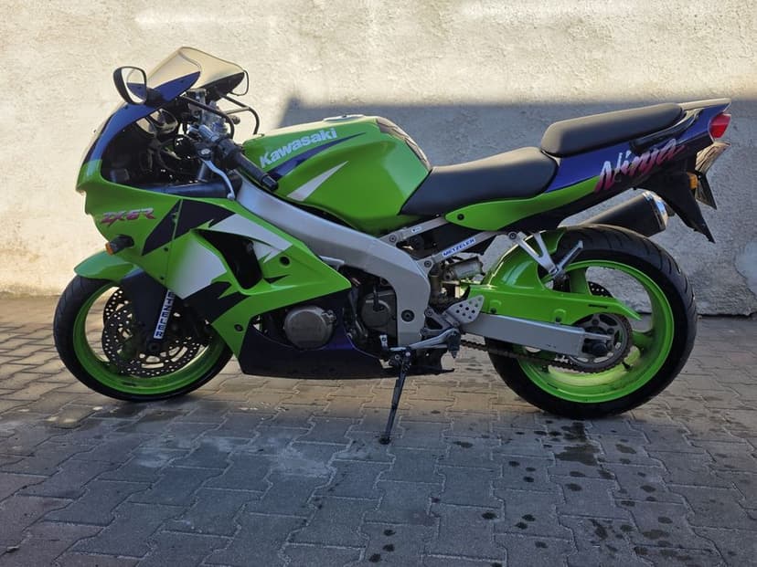 Kawasaki ZX6R Ninja 600