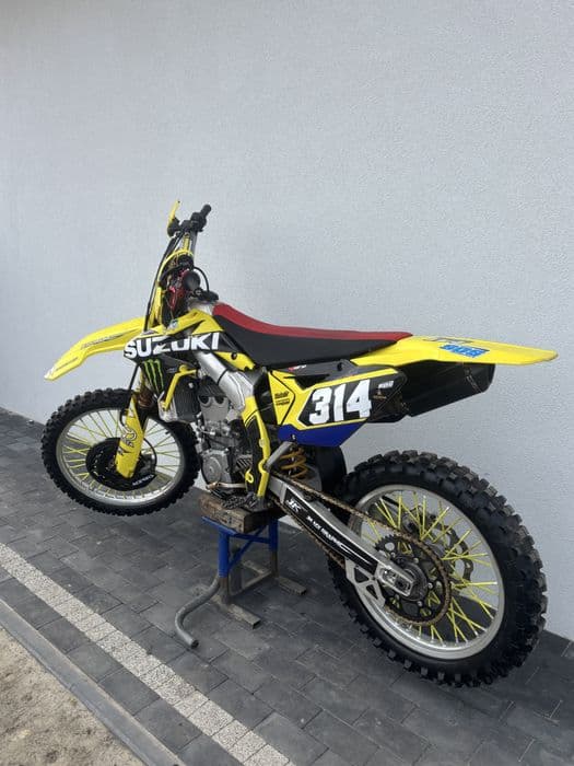 Suzuki RM-Z 450 Wtrysk