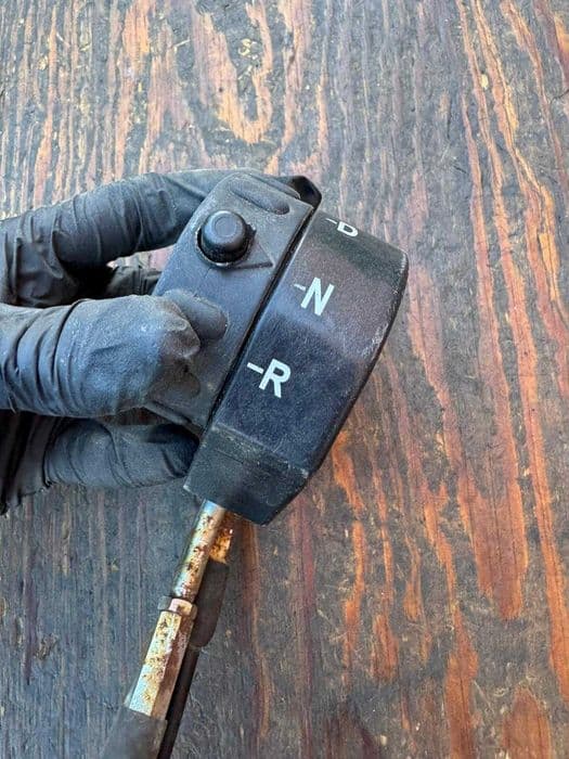 przelacznik biegow manetka skrzyni mechanizm kawasaki KFX 700 r 04-11