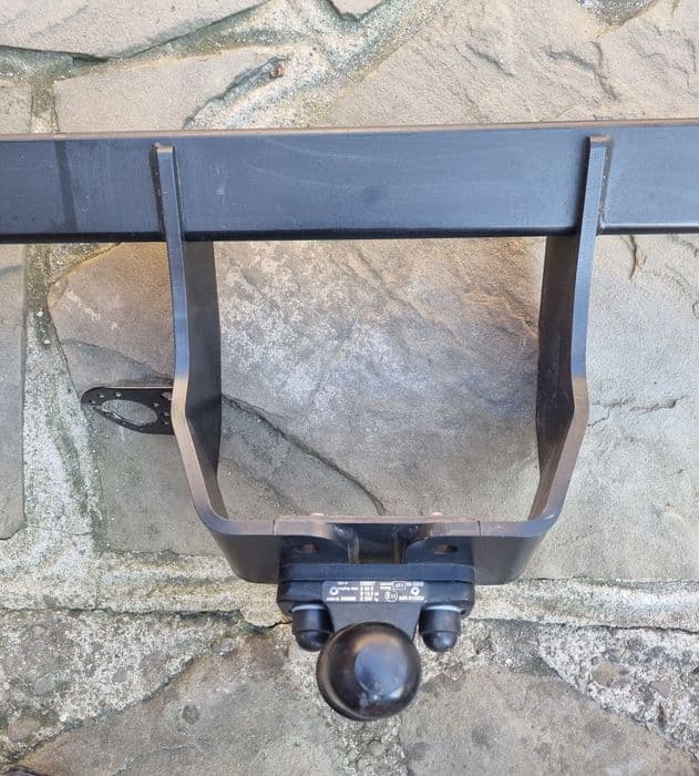 Hak holowniczy Toyota Hilux 2015+ ORYGINAŁ Brink PW960-0K006 140kg