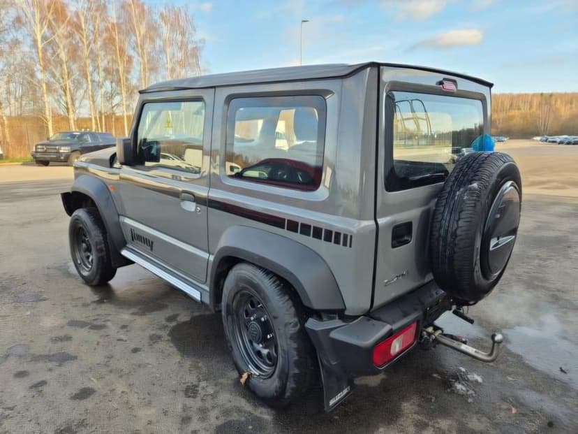 SUZUKI JIMNY 4x4 2024 r.  blokady mostów - przebieg 381 km !!