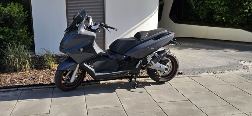 Piękna Gilera Gp800 (Sprilia Srv 850(bmw, x10,xmax)