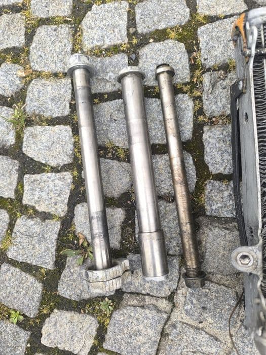 Ktm Exc-r 450 Wydech Gaźnik Ośki Pompy Amor Zacisk Chłodnica Wysprzęglik Chłodnica Kolektor Pakiet