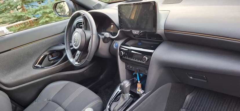 Toyota Yaris Cross ADVENTURE