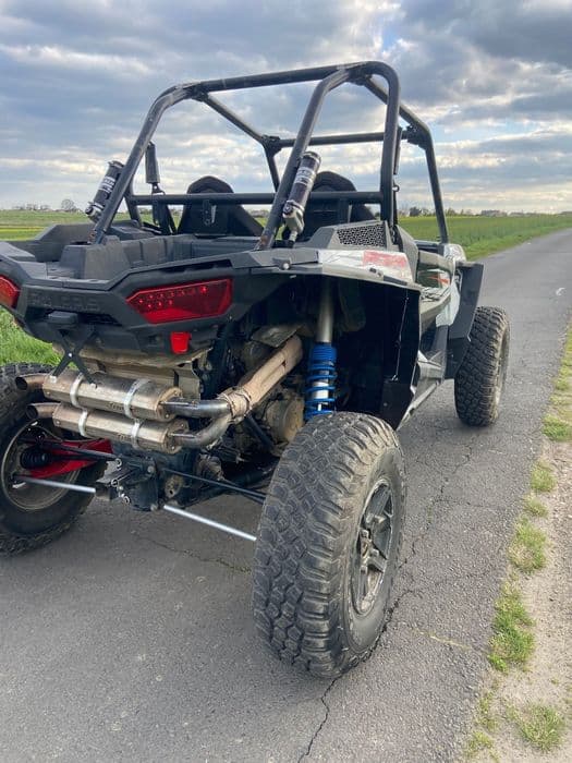 Polaris rzr 1000 xp