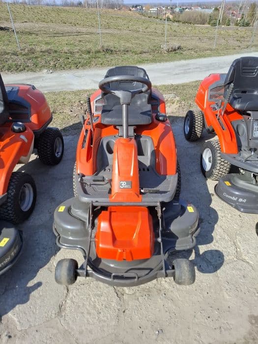 Traktorek kosiarka Husqvarna Rider 214 TAWD  4X4  16 km dwa cylindry