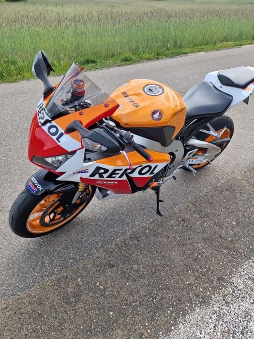 Motocykl Honda CBR 1000rr