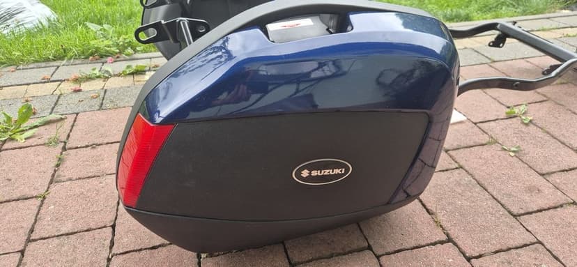 Suzuki gsx 1250 fa kufry boczne oryginalne+stelaże+płyta komplet givi