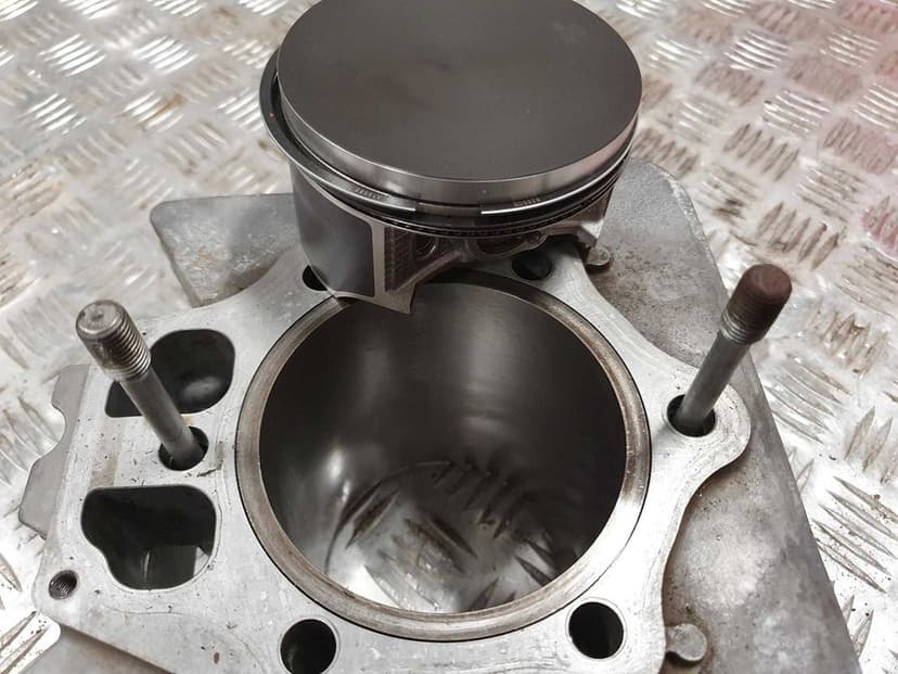 CYLINDER tłok KPL Honda TRX 500 Części Serwis Silnik Głowica Kartery