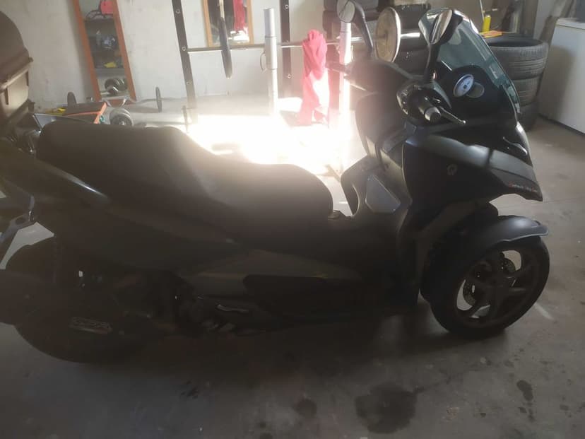 Sprzedam skuter quadro s 350 cm