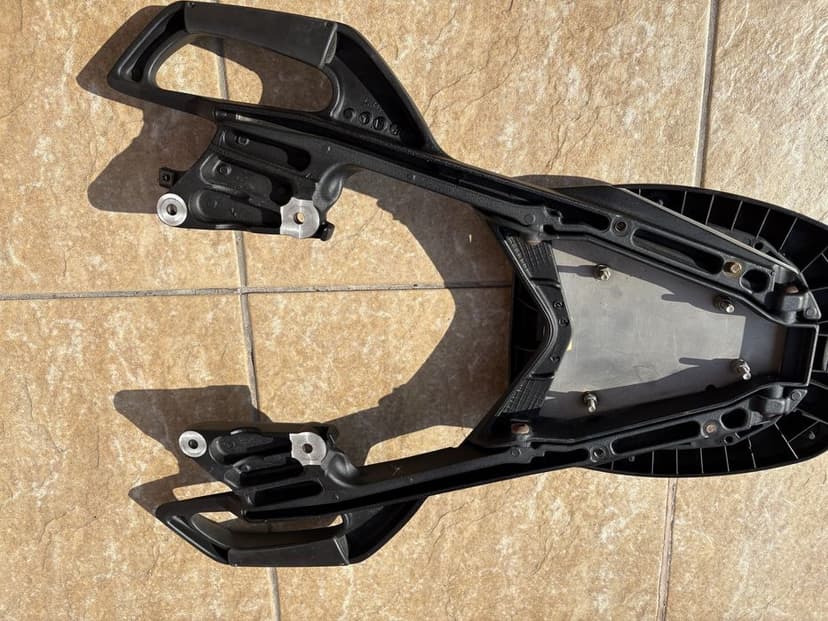 Stelaż płyta kufer centralny Givi monolock Honda vfr 1200 F 2010