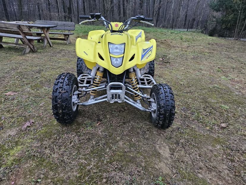 Suzuki ltz 400 rok produkcji 2008