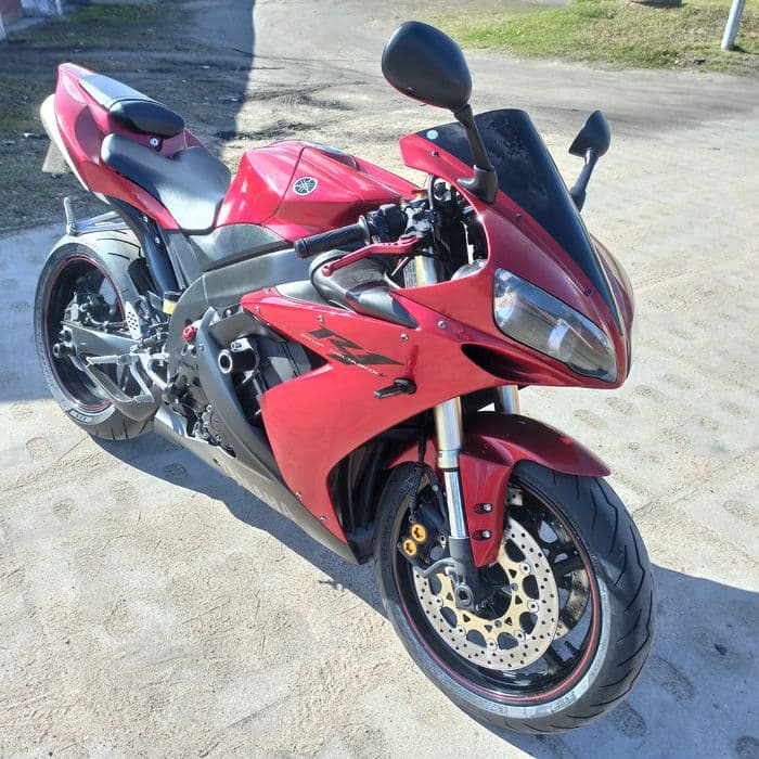 YAMAHA R1 RN12 1000cc 180km