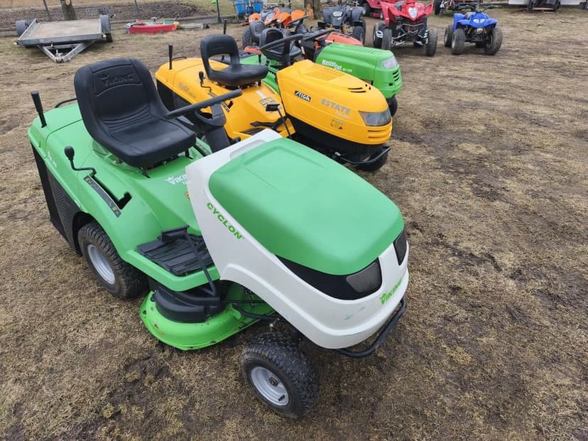 Kosiarka traktorek Husqvarna viking stiga