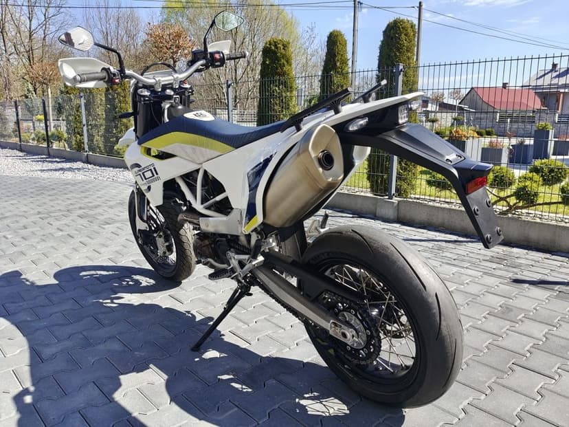 Husqvarna 701 ABS TC Supermoto SM701 * RATY * Transport