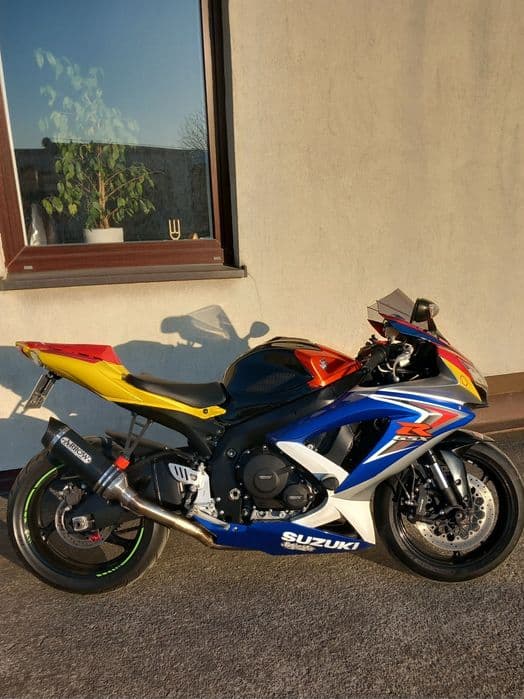 Suzuki gsx-r 750 gsxr 600  k7 k8 k9 Niski przebieg  ! Układ Arrow!