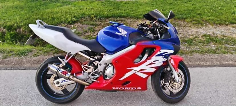 Honda CBR 600 F4 PC35