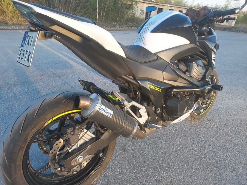 kawasaki z800 ABS (A2)