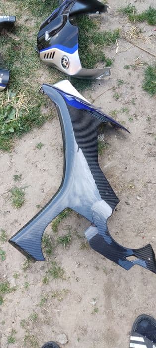Yamaha R1 M czasza owiewki nakładka baku carbon rn32 rn49