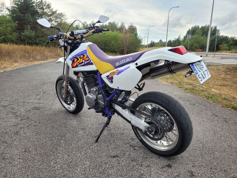 Suzuki dr 650 se supermoto sm A2