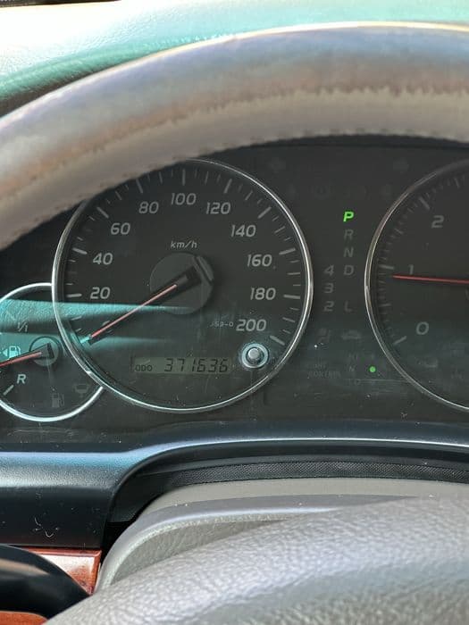 Toyota Land Cruiser 3.0 D-4D Zarejestrowana na 8 osób